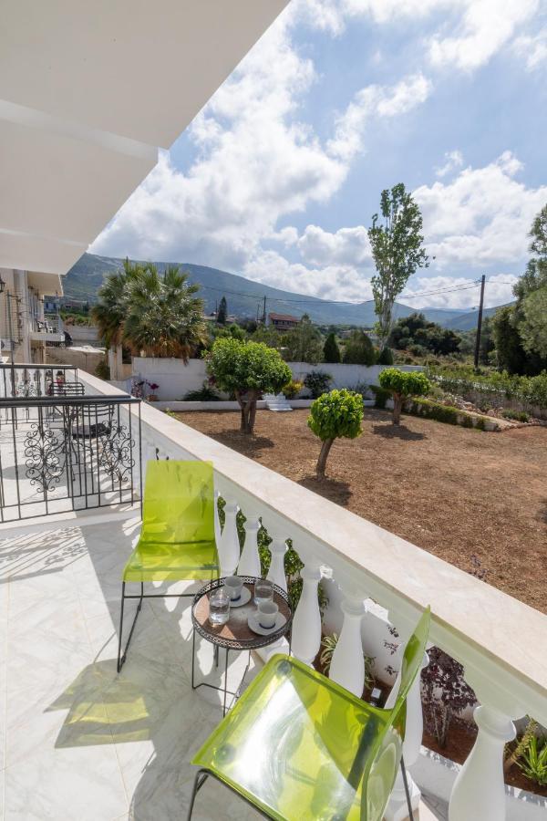 White House Studios & Apartments Argostoli  Exterior foto